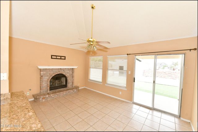 7737 PLAZA AZUL Road, El Paso, TX 79912