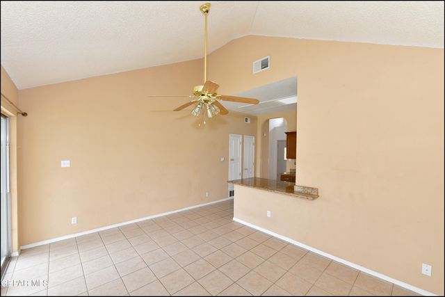 7737 PLAZA AZUL Road, El Paso, TX 79912