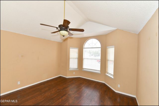 7737 PLAZA AZUL Road, El Paso, TX 79912