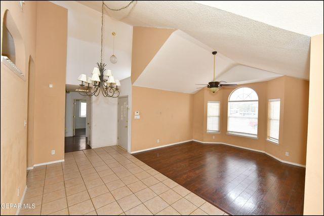 7737 PLAZA AZUL Road, El Paso, TX 79912