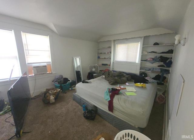 926 N Adams Street, South Bend, IN 46628