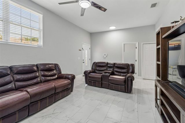 5117 N LINCOLN AVENUE, Tampa, FL 33614