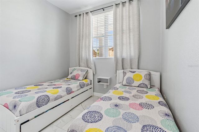 5117 N LINCOLN AVENUE, Tampa, FL 33614