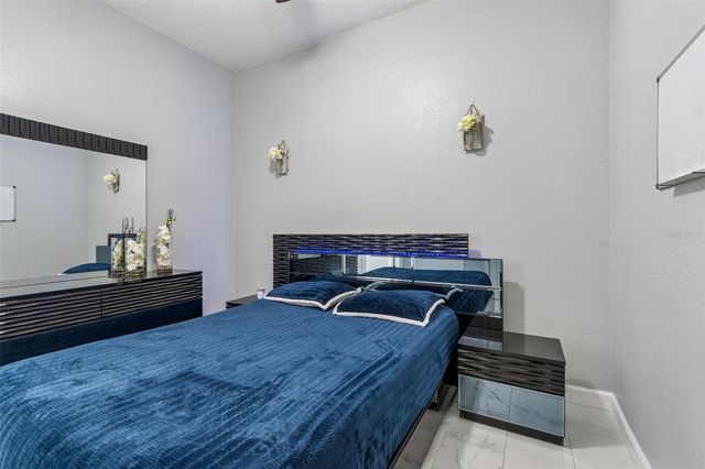 5117 N LINCOLN AVENUE, Tampa, FL 33614