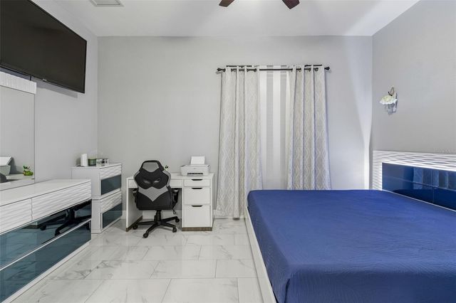 5117 N LINCOLN AVENUE, Tampa, FL 33614