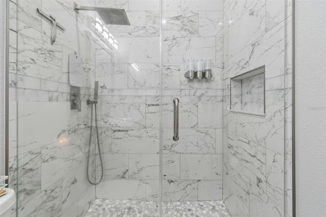 5117 N LINCOLN AVENUE, Tampa, FL 33614