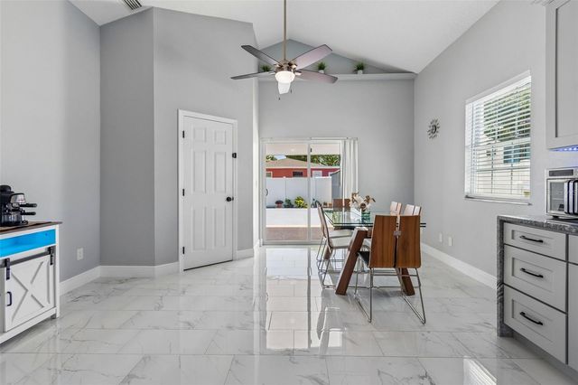 5117 N LINCOLN AVENUE, Tampa, FL 33614