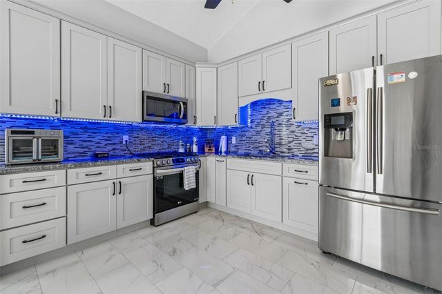 5117 N LINCOLN AVENUE, Tampa, FL 33614