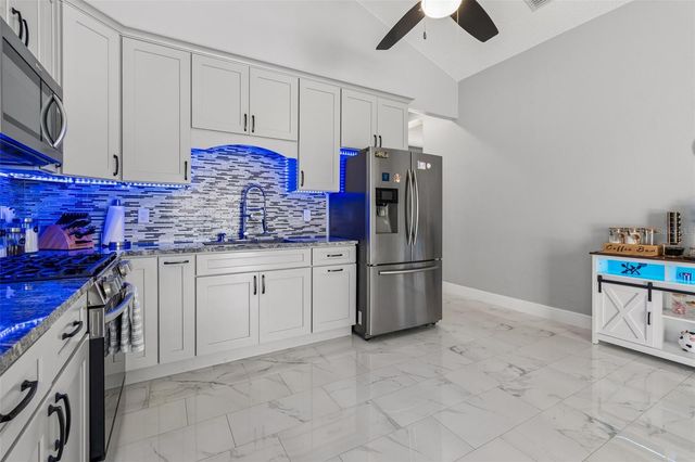 5117 N LINCOLN AVENUE, Tampa, FL 33614