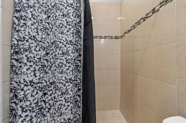 5117 N LINCOLN AVENUE, Tampa, FL 33614