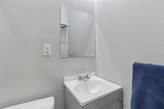 5117 N LINCOLN AVENUE, Tampa, FL 33614