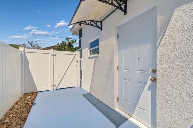 5117 N LINCOLN AVENUE, Tampa, FL 33614