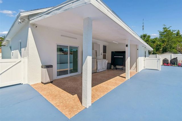 5117 N LINCOLN AVENUE, Tampa, FL 33614