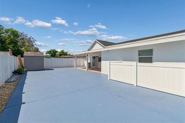 5117 N LINCOLN AVENUE, Tampa, FL 33614