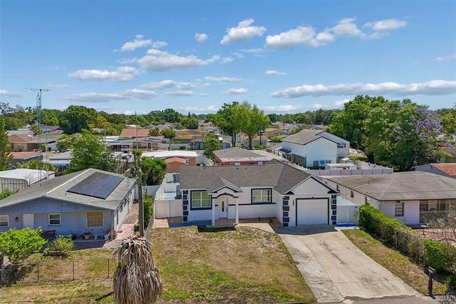 5117 N LINCOLN AVENUE, Tampa, FL 33614