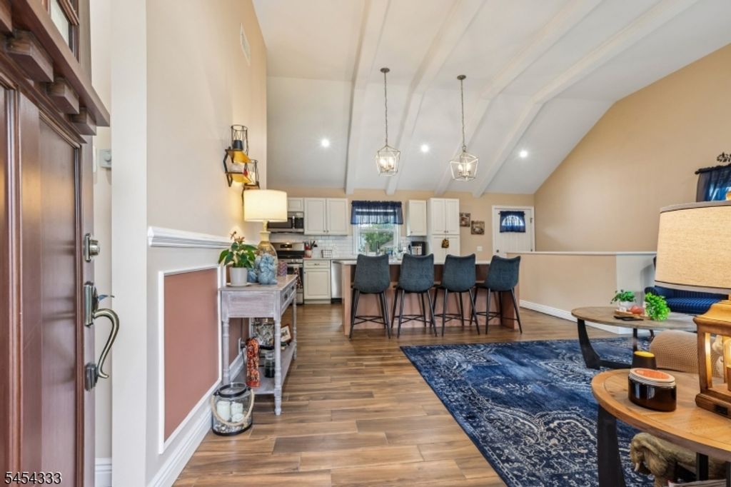 114 Hobart Ave, Rutherford Boro, NJ 07070 — photo 3