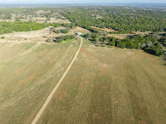 853 County Road 4390, Kempner, TX 76539