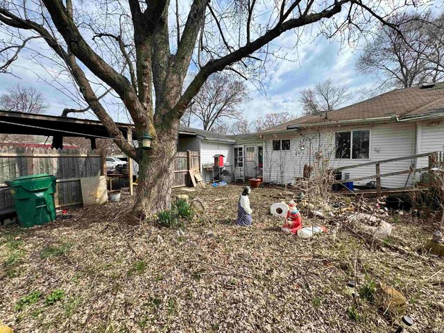 24585 Fillmore Road, South Bend, IN 46619