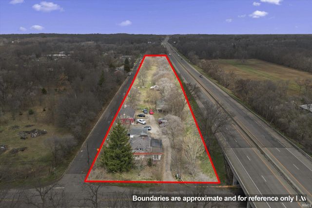 24585 Fillmore Road, South Bend, IN 46619