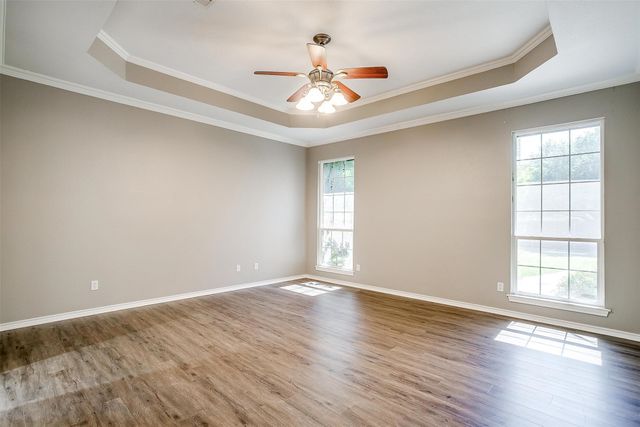 909 Alconberry Drive, Crowley, TX 76036
