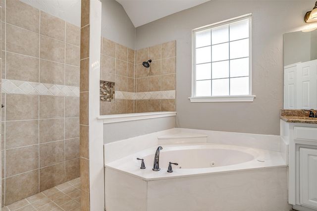 909 Alconberry Drive, Crowley, TX 76036