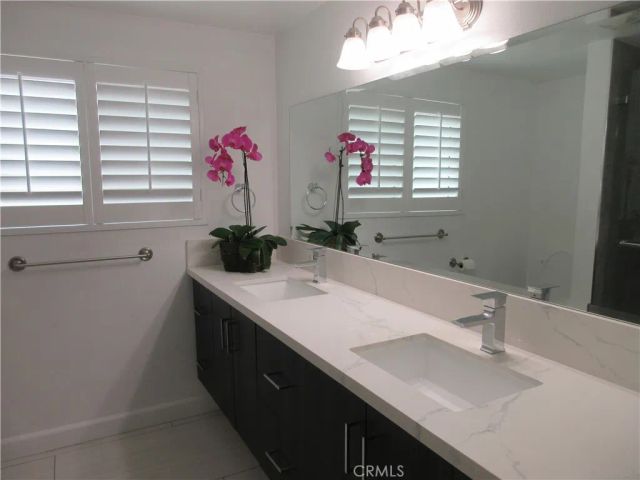 10914 Canby, Northridge, CA 91324