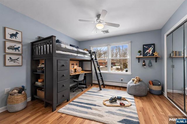 206 Harwood Place, Paramus, NJ 07652