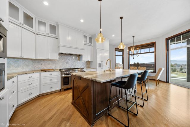 1405 N King James Ln, Liberty Lake, WA 99019