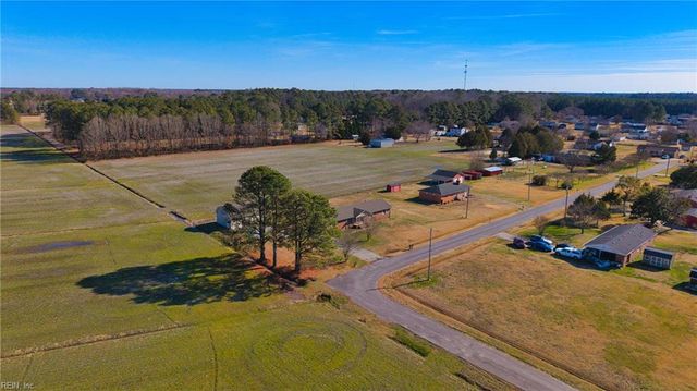 108 Hawthorne DR, Elizabeth City, NC 27909