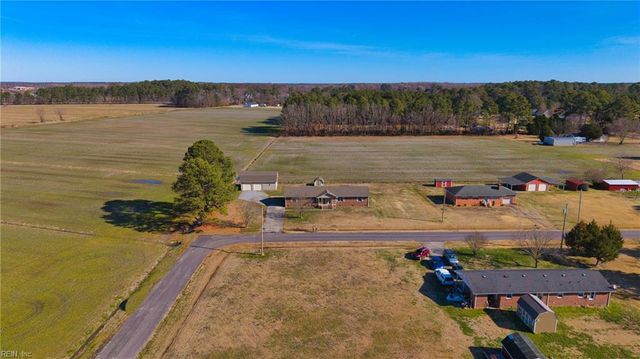 108 Hawthorne DR, Elizabeth City, NC 27909