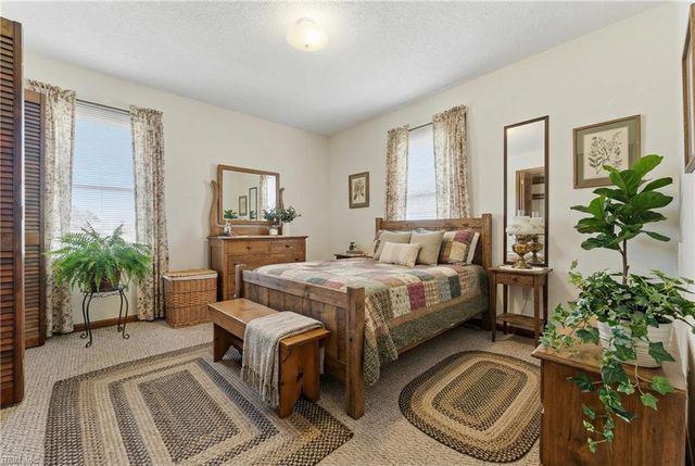 108 Hawthorne DR, Elizabeth City, NC 27909