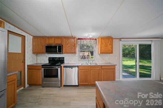 2089 Bison Trail, Maiden, NC 28650