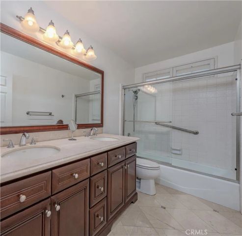 24831 Largo, Laguna Hills, CA 92653