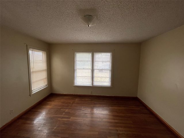 718 E North 11th Street, Abilene, TX 79601