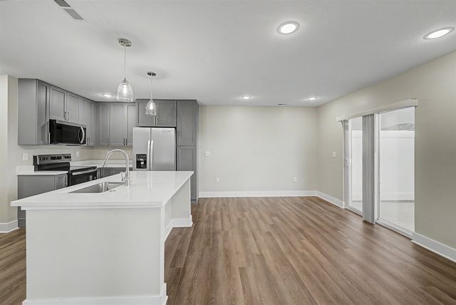 2704 Amelia Ln., Salina, KS 67401