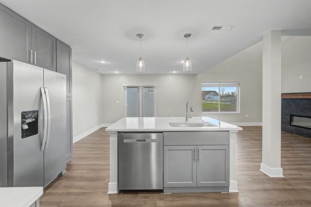 2704 Amelia Ln., Salina, KS 67401