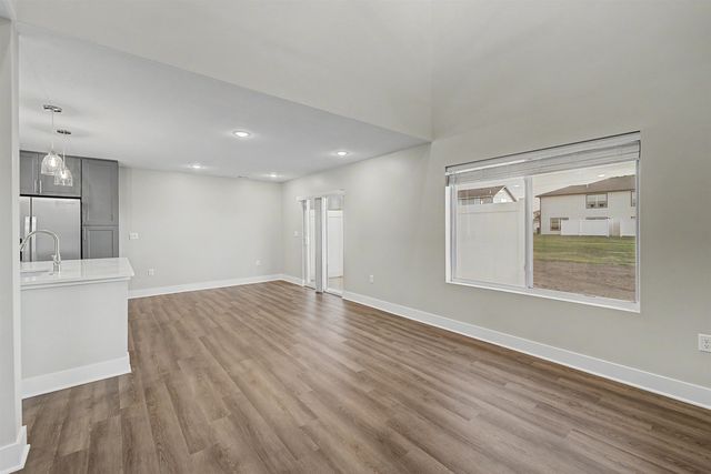 2704 Amelia Ln., Salina, KS 67401