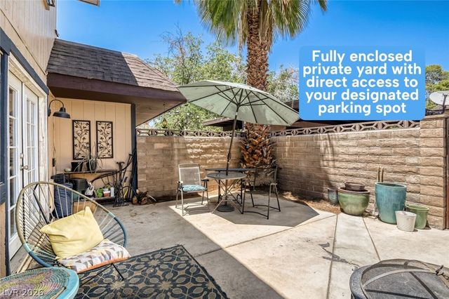 6227 Meadow Vista Lane, Las Vegas, NV 89103