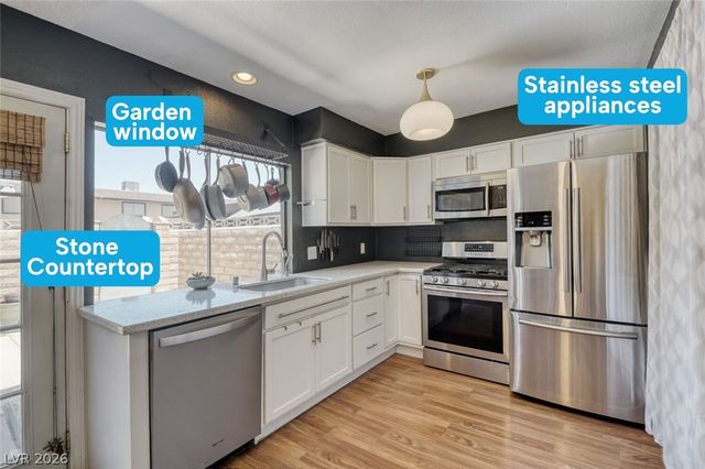 6227 Meadow Vista Lane, Las Vegas, NV 89103
