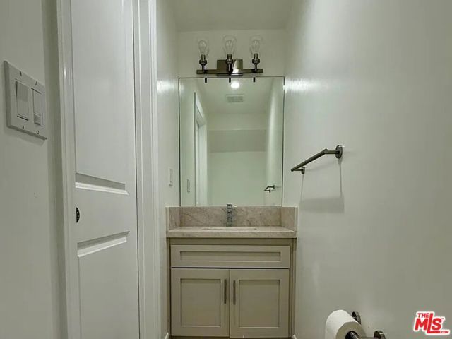 2807 Dunleer Place A, Los Angeles, CA 90064