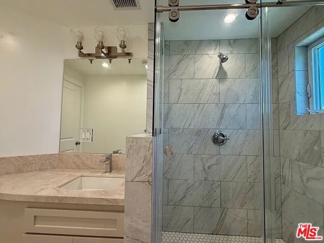 2807 Dunleer Place A, Los Angeles, CA 90064