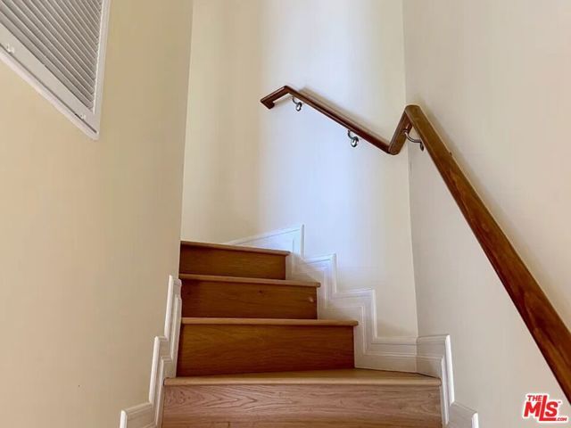 2807 Dunleer Place A, Los Angeles, CA 90064