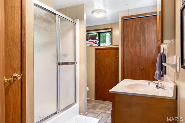 1711 Lake Wynnbrook Drive, Innsbrook, MO 63390