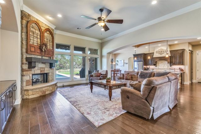 3738 County Road 258, Liberty Hill, TX 78642