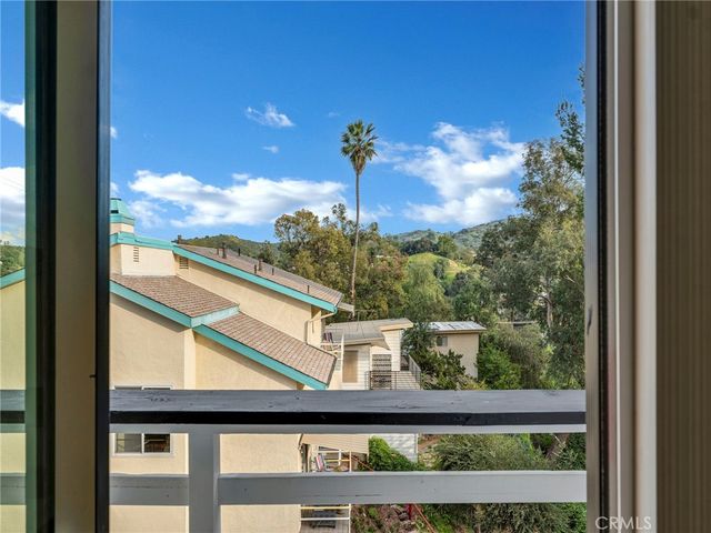 4530 Ensenada, Woodland Hills, CA 91364