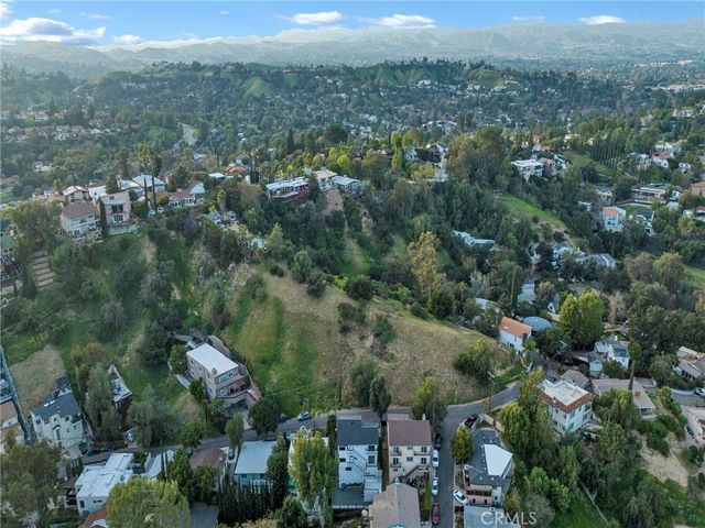 4530 Ensenada, Woodland Hills, CA 91364