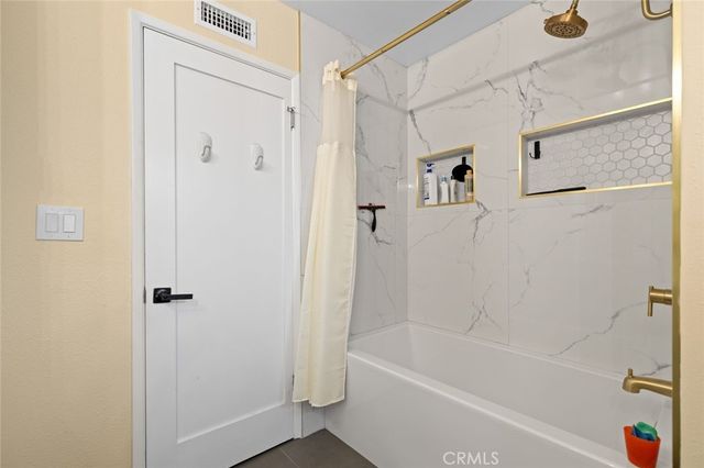 2914 S Rene, Santa Ana, CA 92704