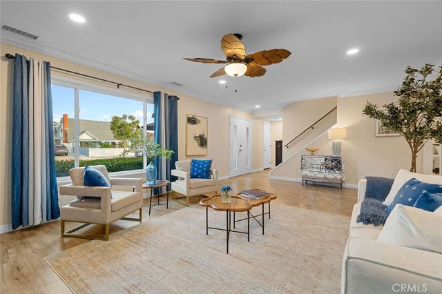 2914 S Rene, Santa Ana, CA 92704