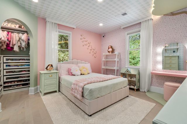 24 Old Connecticut Path, Ashland, MA 01721