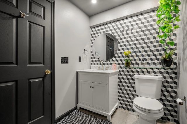 24 Old Connecticut Path, Ashland, MA 01721
